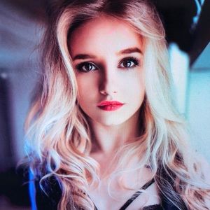 Meet your Posher, Martina